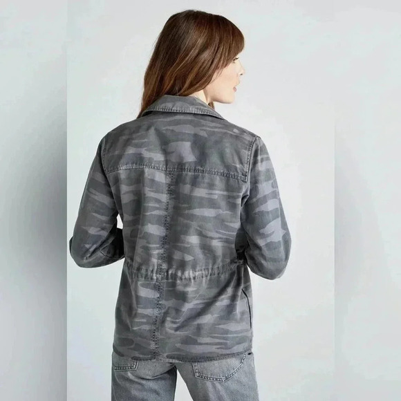 Lucky Brand Blue Grey Printed Camo Cropped Trench Coat Jacket Size Medium M - Picture 7 of 11